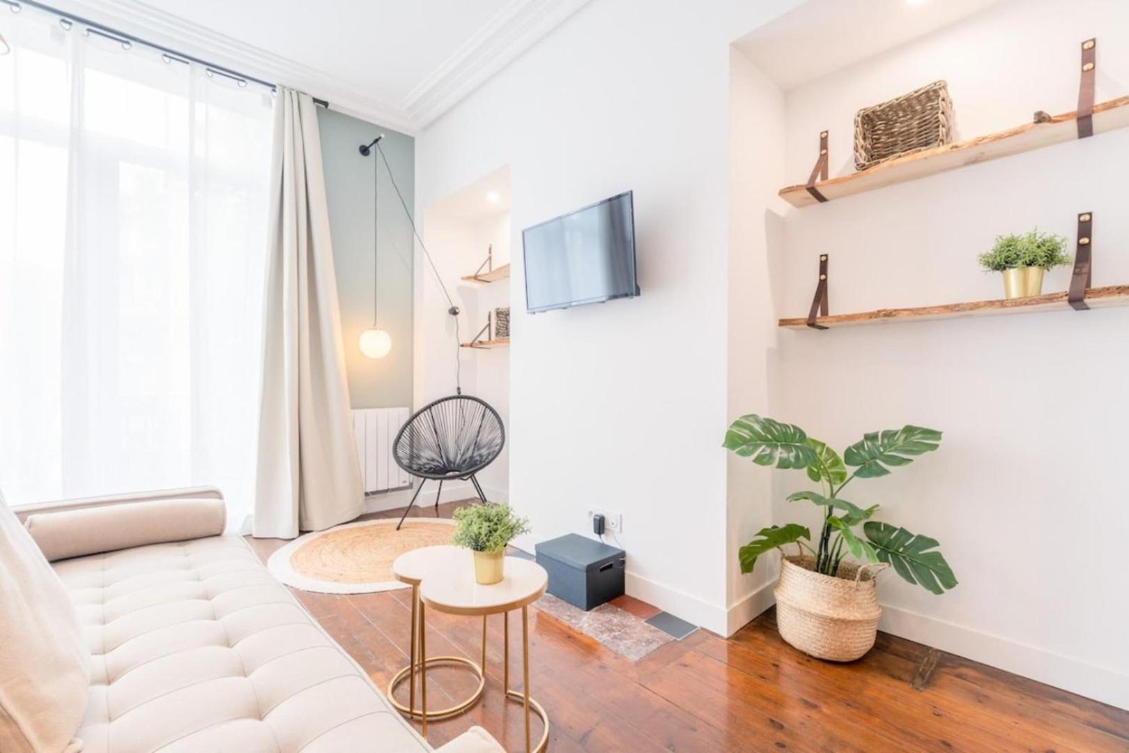 Renovated Apartment 3Bed 2Bath Lila Exterior foto